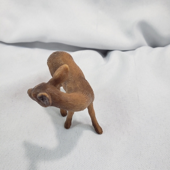 Schleich Roe Deer PVC Figure Realistic 3 Inch 2007 - Picture 3 of 8
